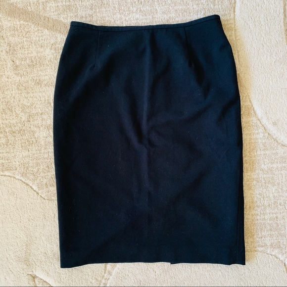 Calvin Klein Black Pencil Skirt (Size 2) - Picture 2 of 2